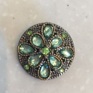 ⭐️ 3/$14 Ginger Snaps Green Faux Diamond Flower Snap